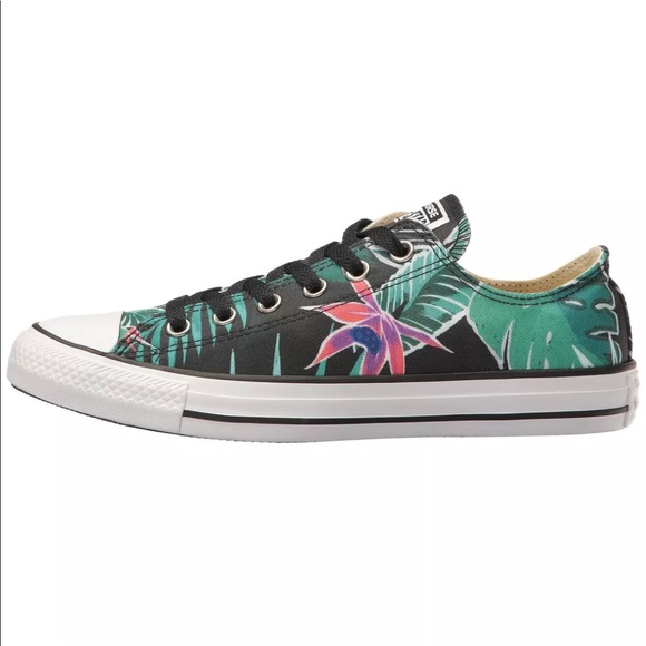 ❤️1 HOUR SALE Converse women’s low top shoes new - Picture 3 of 6